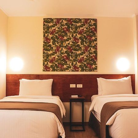 Hotel Sentro Legazpi Extérieur photo