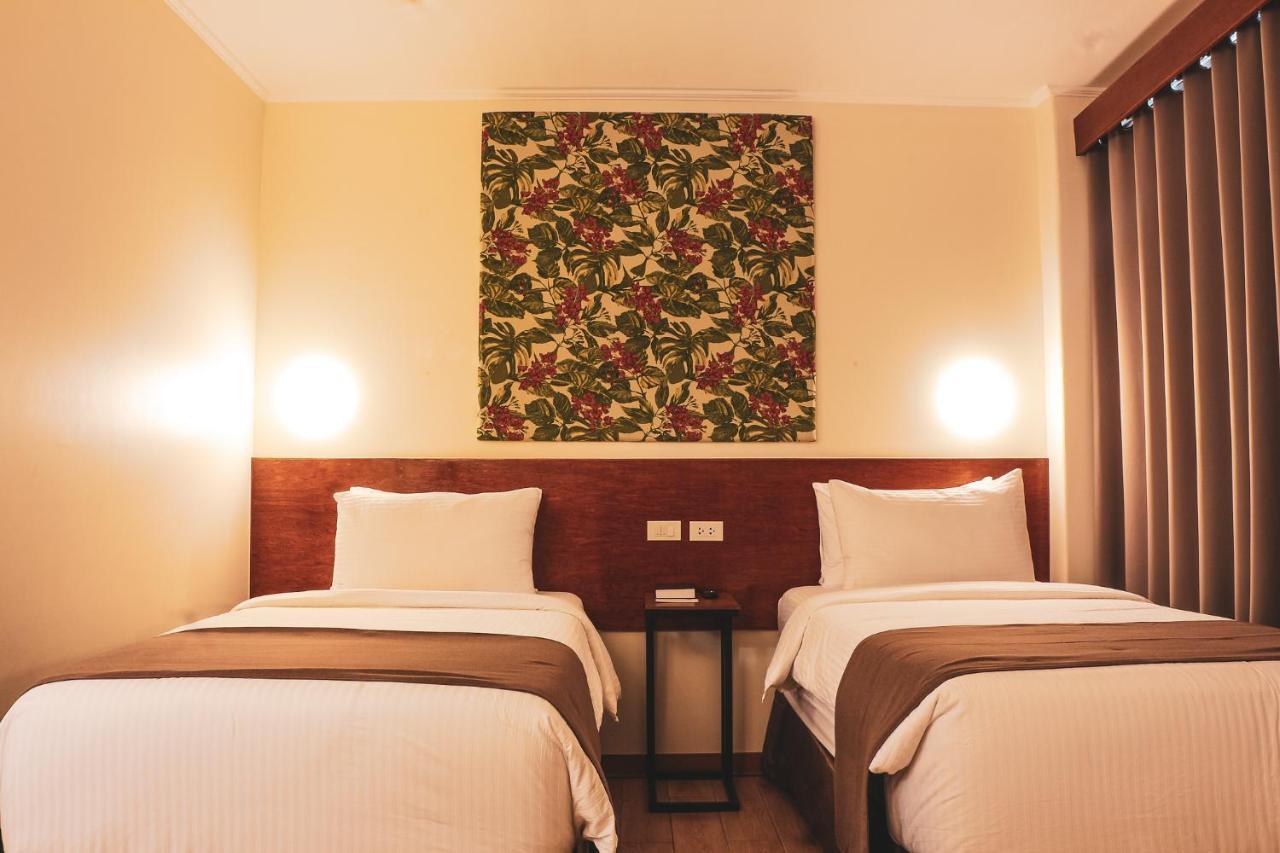 Hotel Sentro Legazpi Extérieur photo
